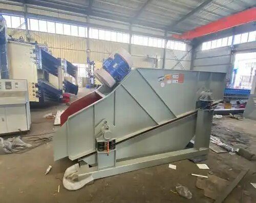 Vibrating Screen For Mining Wear-Resistant Steel Plate Multi-Layer Classification
