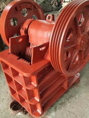 Stone Medium And Fine Crushing Jaw Crusher Machine With 21 T/H Product Capacity