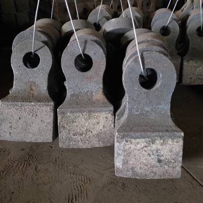 Cement Impact Bimetal Mn13Cr2 Stone Crusher Hammer Head Castings And Forgings