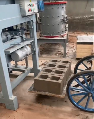 Kleine Ziegelmaschine, geeignet für Schlacke, Sand, Kies, Aluminium, rote Schlacke