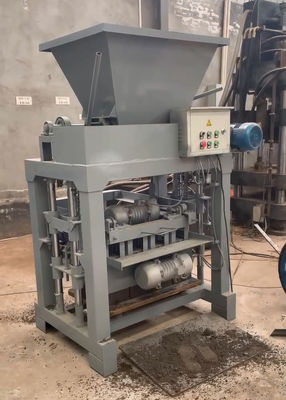 Kleine Extruder-Dieselmotor-Ziegeleimaschine 1800 Pieces/H