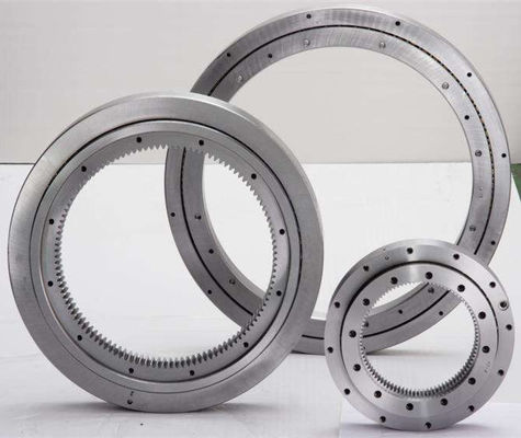 Einzelne Reihe gekreuzte zylinderförmige Rolle 62HRC, die Ring Bearing herumdreht