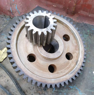 Stahl 42CrMo 45 Stahlstirnrad-Rad-Ritzel für Ball-Mühle